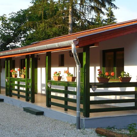 Kisrejtek Apartmanház Lispeszentadorján Kültér fotó